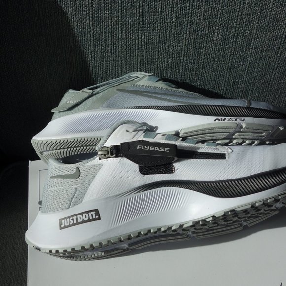 Nike By You Custom Designed Air Zoom Pegasus 38 Men's Sneakers Size 8.5 - Picture 10 of 10